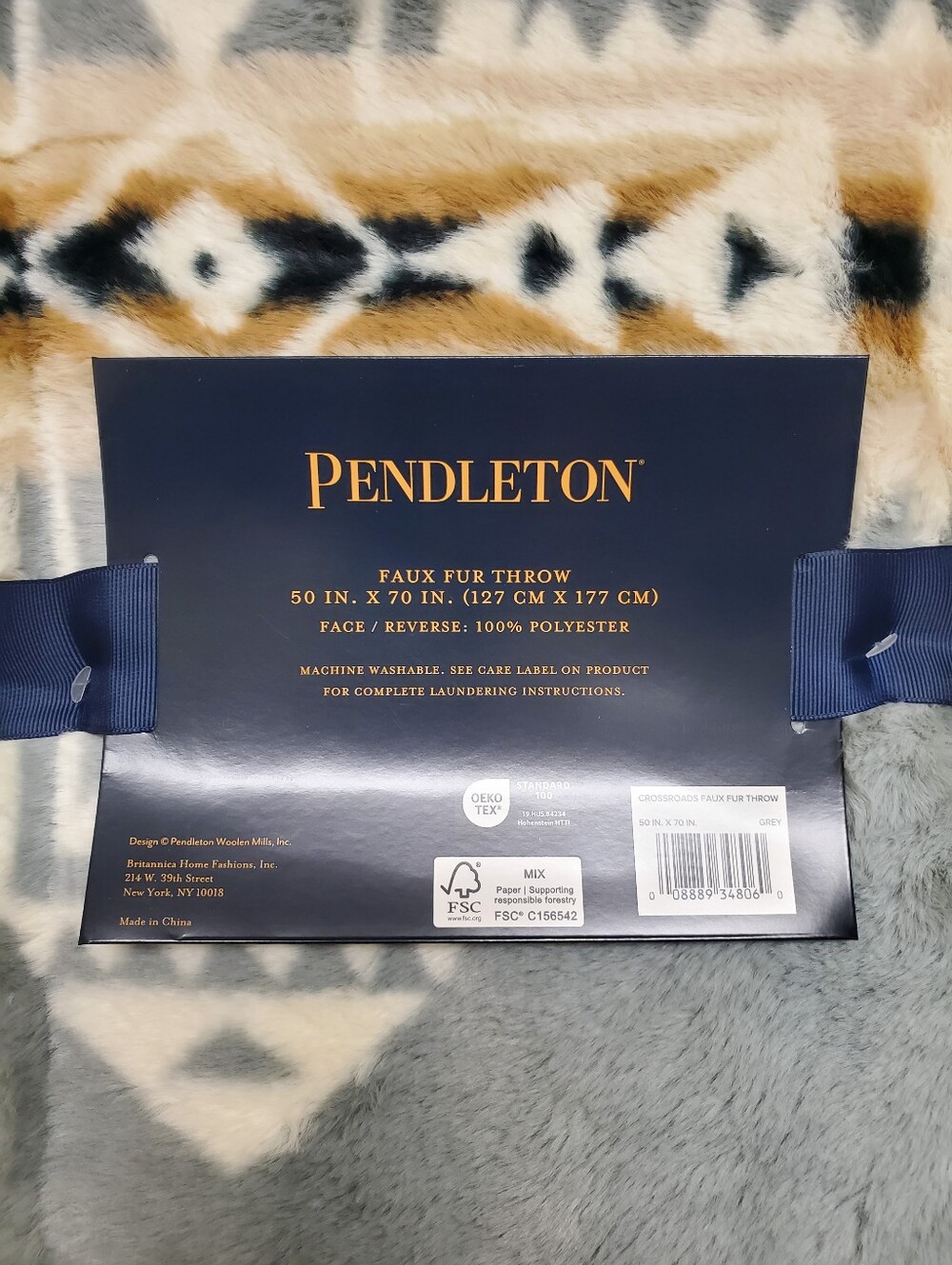 Pendleton Faux Fur Throw Light Blue Aztec Native Print 50x70" Plush Blanket NEW - Picture 6 of 6